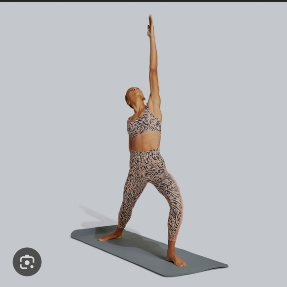 Adidas YOGA STUDIO CLASH PRINT 7/8 LEGGINGS & BRA - Picture 1 of 9